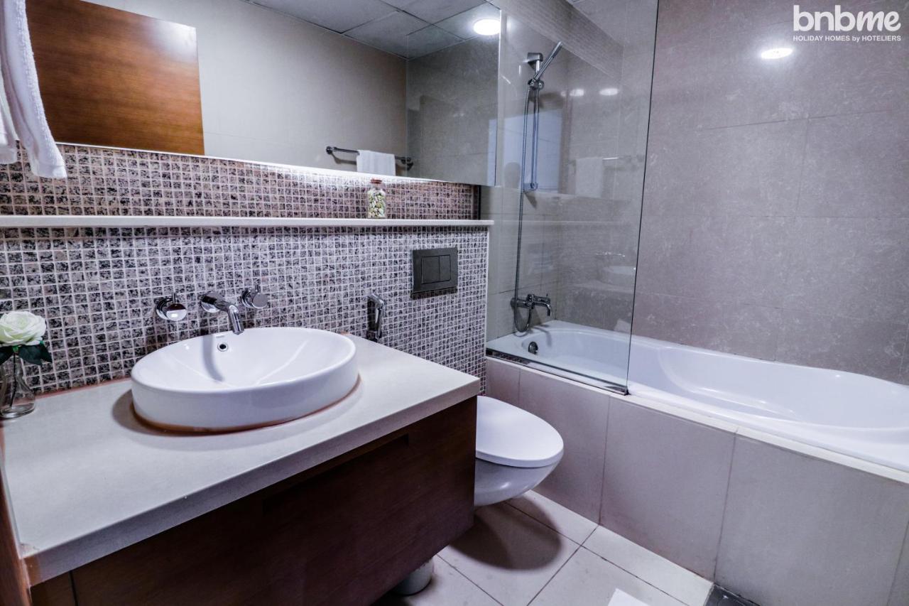 Bnbmehomes - Elegant & Stylish Studio In Downtown - 502 Dubai Bagian luar foto
